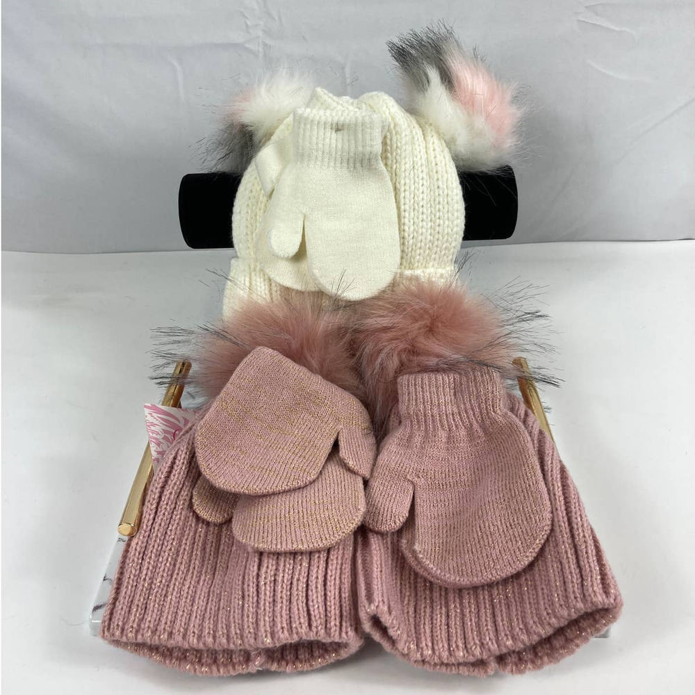 NWT Curls & Pearls Couture Toddler Beanie and mitten set of 3